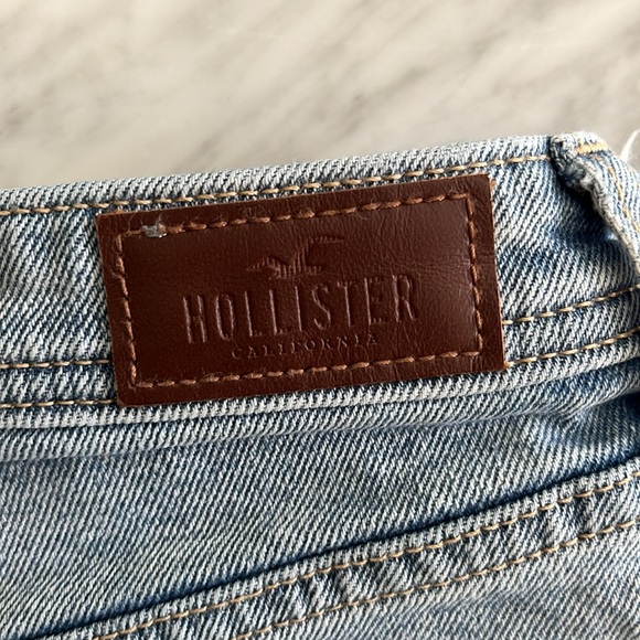 Hollister Ultra High Rise 3” Mom Short Size 27 (5) Excellent Condition! - Picture 3 of 5